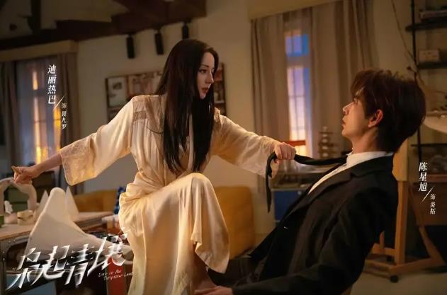 《枭起青壤》热度翻倍 迪丽热巴陈星旭领跑角色热度榜