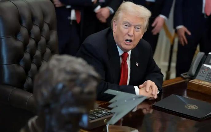 特朗普一通电话之后,高市早苗只有尴尬地沉默|京酿馆