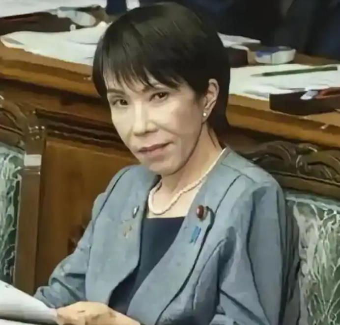高市早苗又现眼,竟对中东土豪发号施令:都把钱给我拿来,日本网民看蒙了