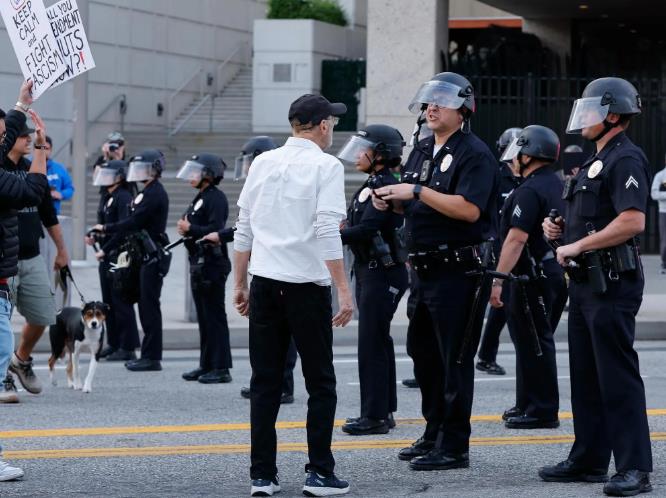 袭击频发 美国安全担忧增多谁之过?