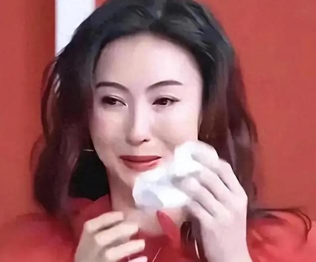 3年怀5次，谢贤前女友曝三胎生父，王晶终于坦白张柏芝婚变真相