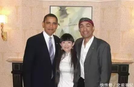 河南姑娘不顾父母反对，嫁给黑人，婚后发现，老公哥哥竟是奥巴马